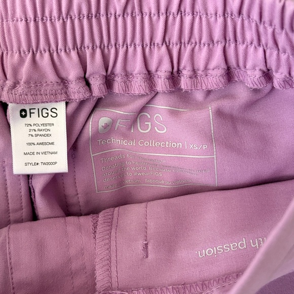 Figs Lilac Dawn Scrub set - Picture 4 of 4